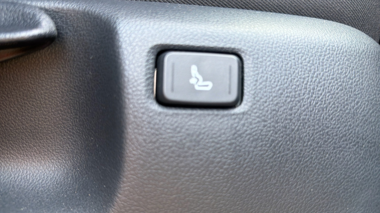 Toyota Yaris Cross 1.5 Hybrid Design 5dr CVT Hybrid Estate